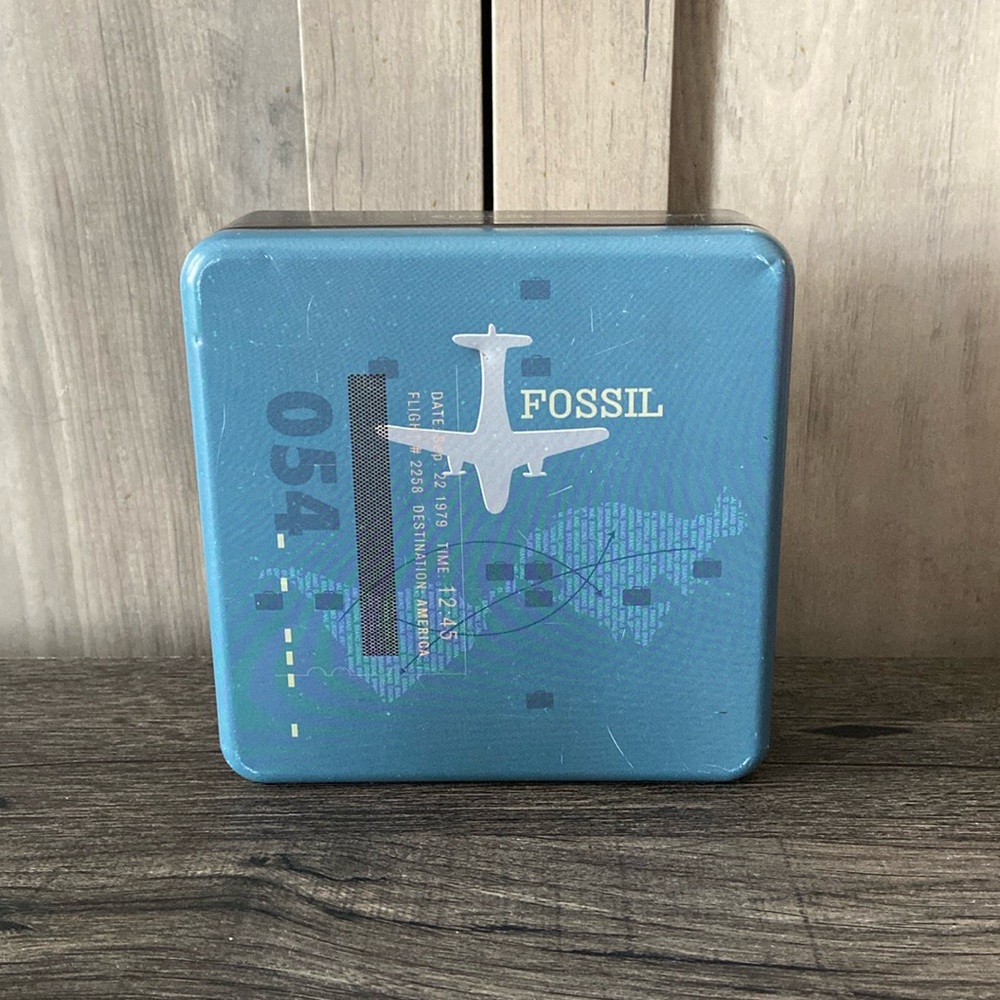 Fossil Tin Travel Plane Blue with Extras